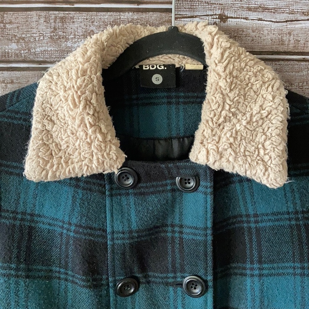 BDG Urban Outfitters Fur Collar Plaid Jacket - Picture 3 of 7